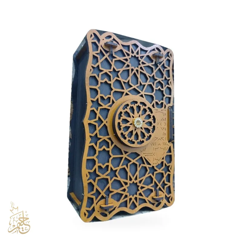 علبة هدايا بوكس خشب كبير – حليم جروب للعطور